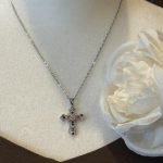 Silver cross pendant necklace - Image 2