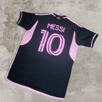 Nike Men's multi T-shirt - Image 2