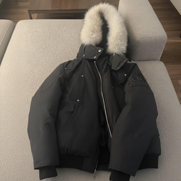 Canada Goose Men's Black and Navy Coat
