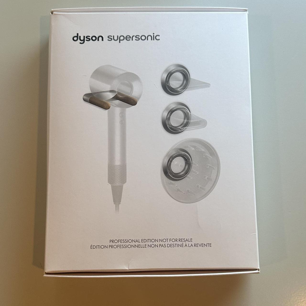 P0 Dyson White and Silver Hair-products - Image 1