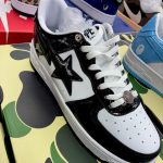 BAPE Men's Navy and Blue Trainers - Image 5