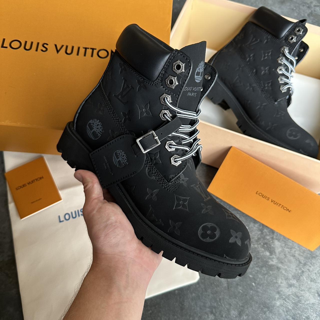 P0 Louis Vuitton Men's Black Boots - Image 1