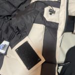 Canada Goose Men's Navy and Black Coat - Image 5