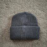 Men's Grey and Black Hat - Image 3