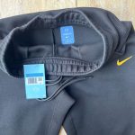 Nike Men's Black Hoodie - Image 8