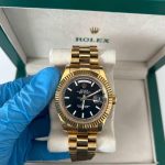 Men's Gold Watch - Image 2