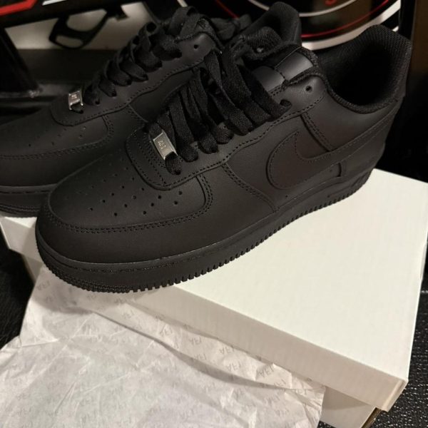 Nike Men's Black Trainers