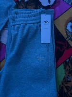 Alo Yoga 2-Piece Set – Crewneck & Sweatpants (Heather Gray) - Image 3