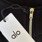 Alo Yoga Men's Black Sweatshirt - Image 6