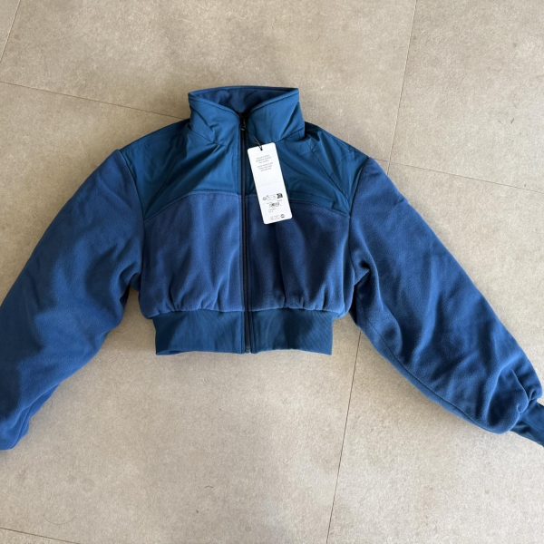 Alo Yoga Women's Blue and Navy Jacket