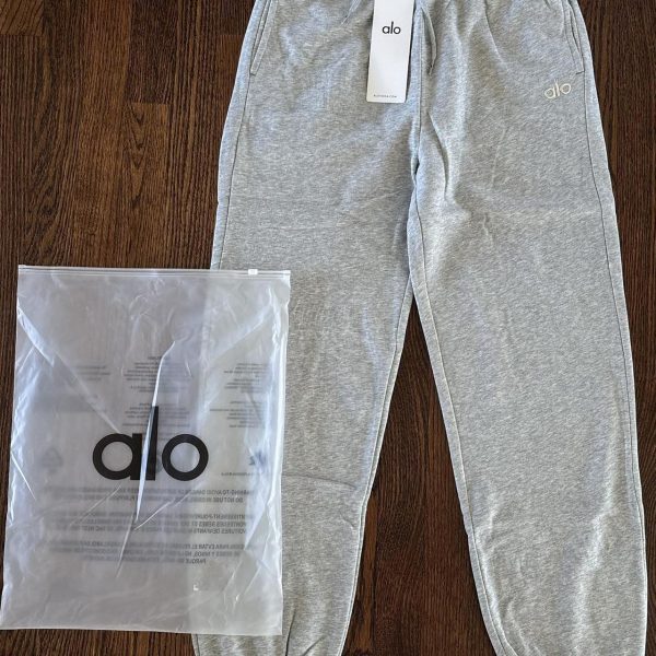 Alo Yoga Men's Grey Joggers-tracksuits