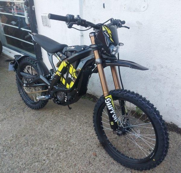 Surron LBX Light Bee X L1e electric mx bike 2025 Sur-Ron